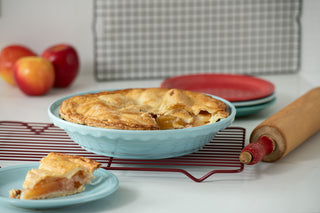 Fiesta 10 1/4 Inch Deep Dish Pie Baker 44OZ - bakeware Made in America by The Fiesta Tableware Company