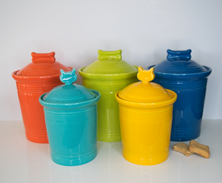 Cat treat container online